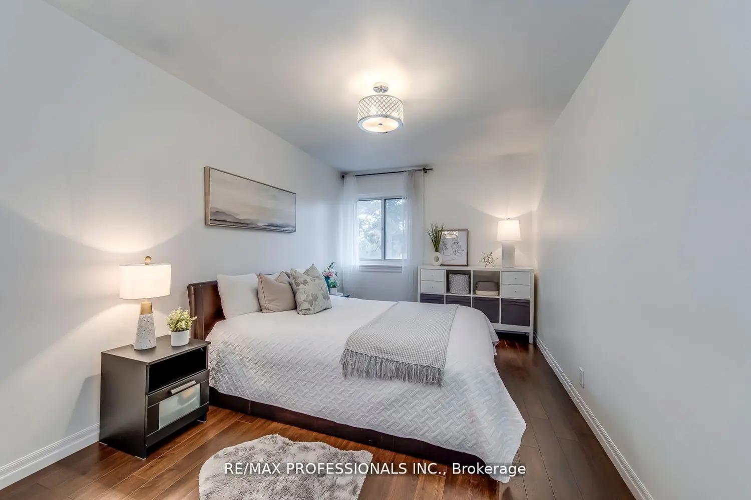 Additional image 13 of 4345 Bloor Street 51