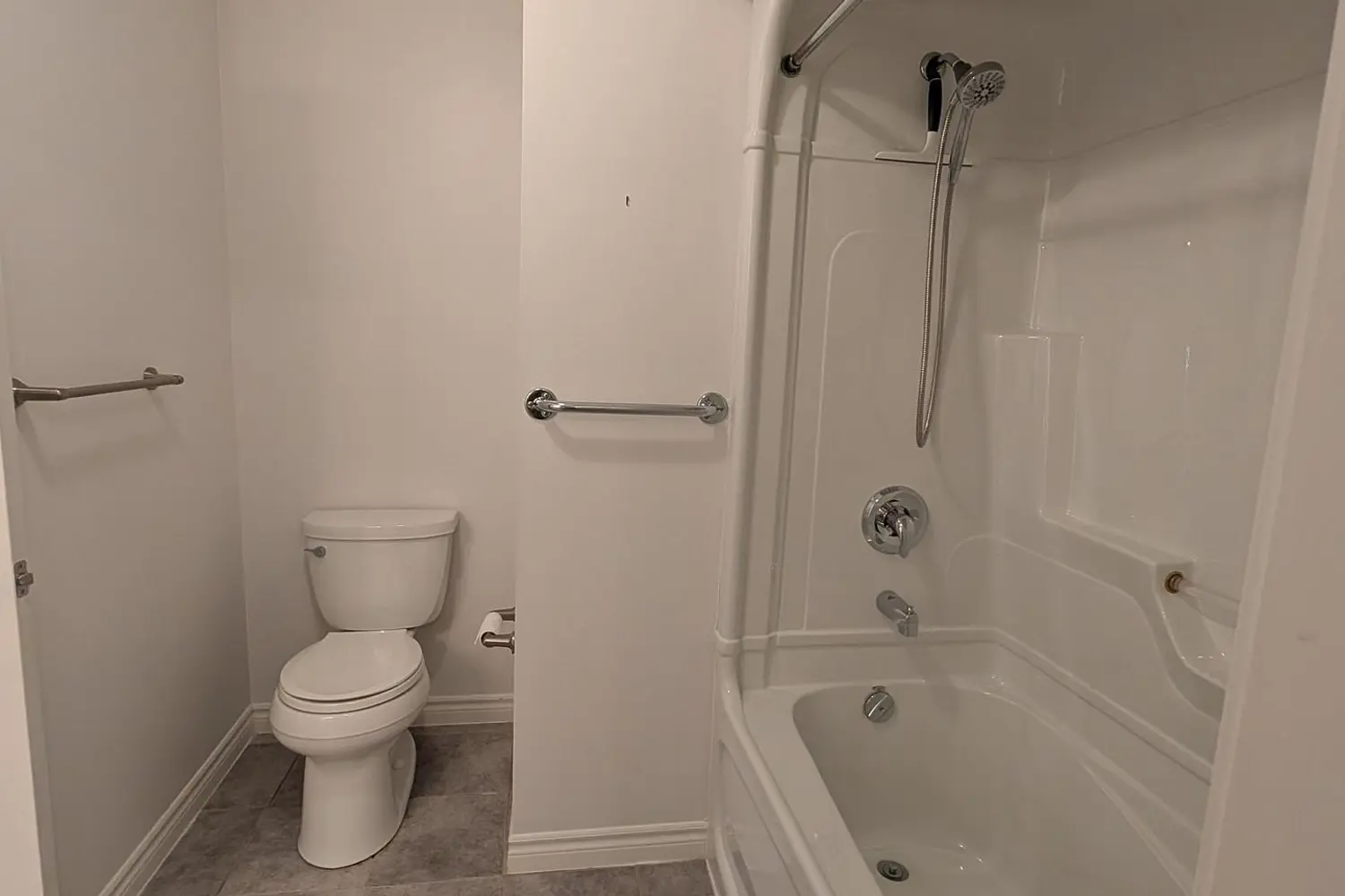 Additional image 7 of 987 Whetherfield Street 39
