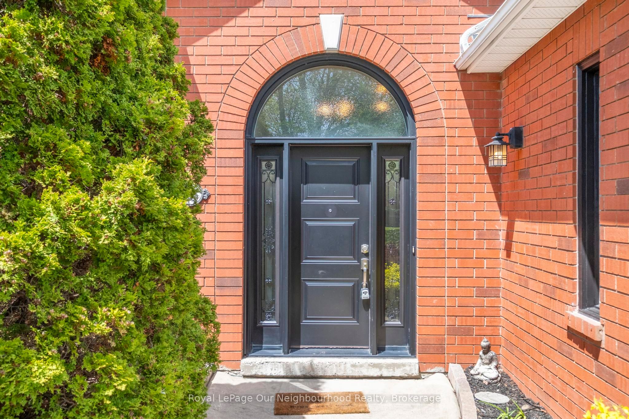 Additional image 3 of 105 Parnell Crescent, Whitby, ON, L1R 1X1