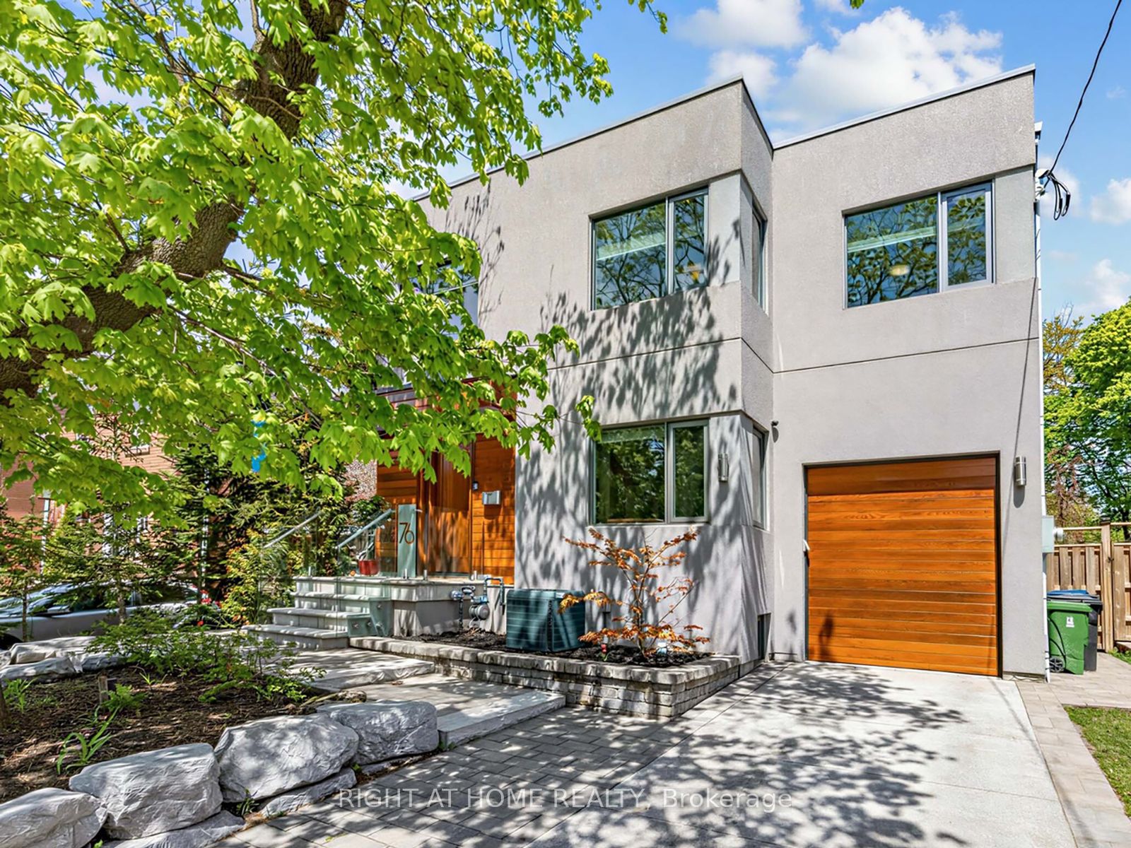 Additional image 4 of 76 Ferris Rd Road, Toronto, ON, M4B 1G4
