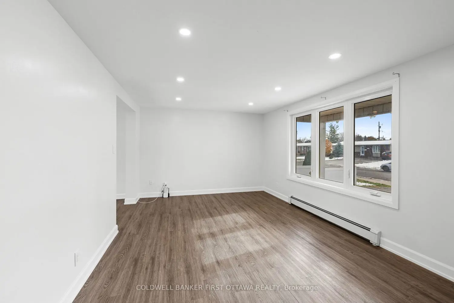 351 Amiens Street photo 2