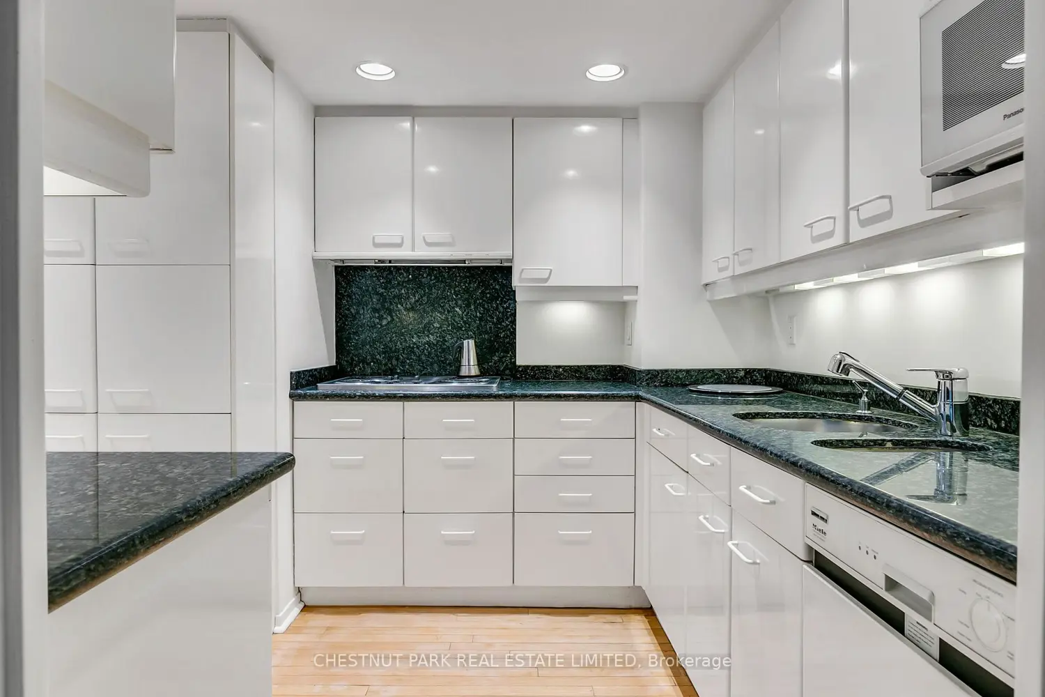 Additional image 5 of 70 Montclair Avenue 405