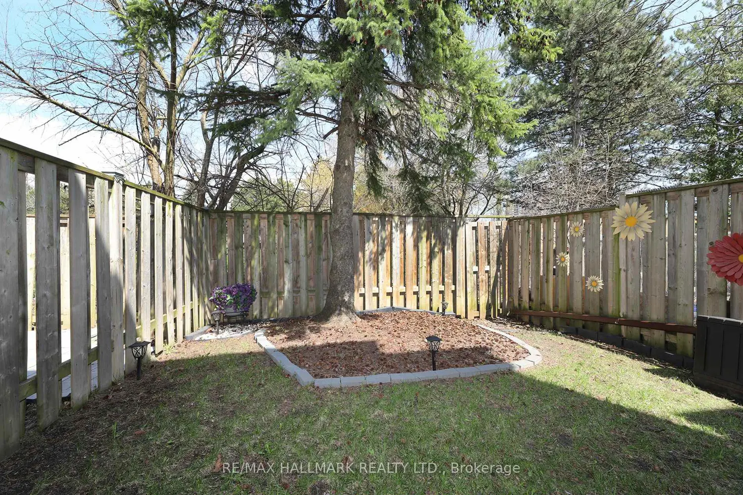 Additional image 19 of 90 Wingarden Court 137