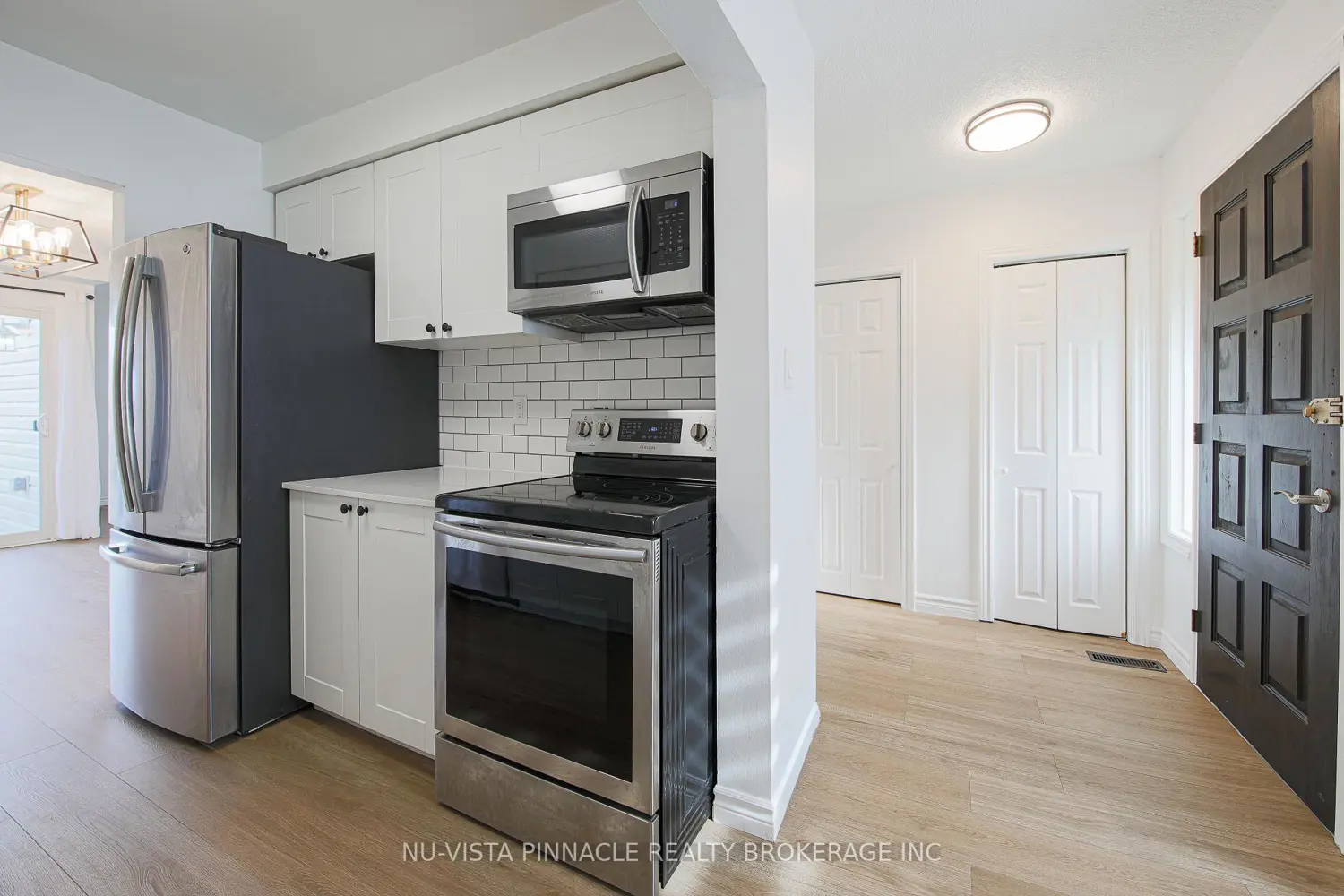 Additional image 6 of 700 Osgoode Drive 28