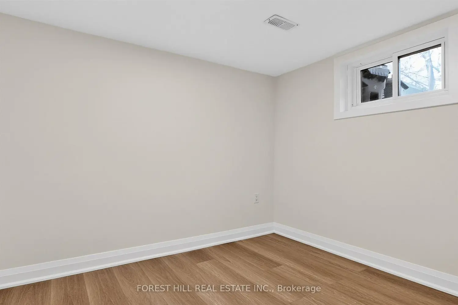Additional image 15 of 17 Alexander Street