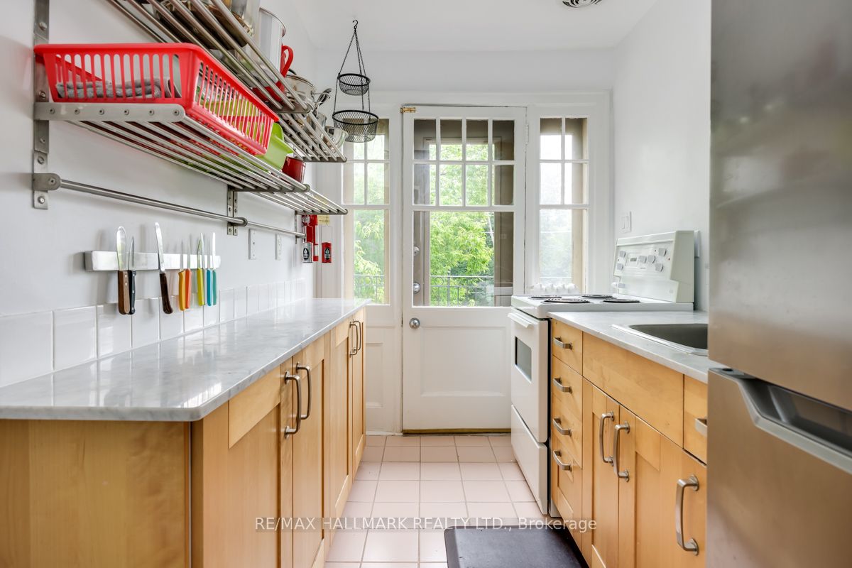 Additional image 6 of 2A-483 Parkside Drive, Toronto, ON, M6R 2Z9
