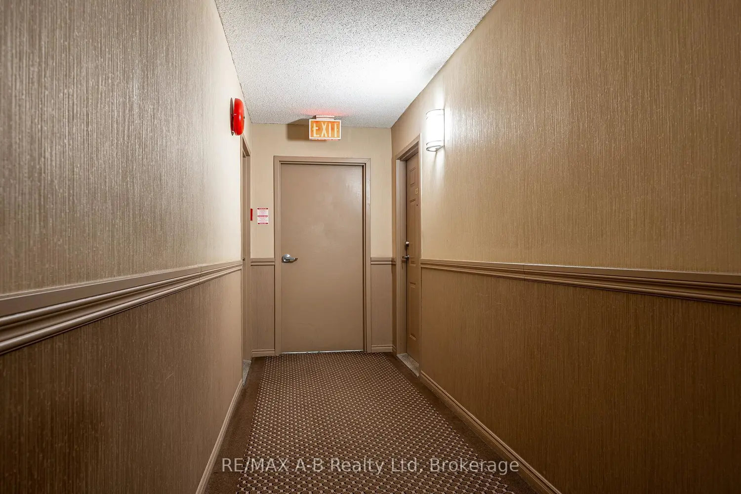 Additional image 2 of 1600 Adelaide Street 301