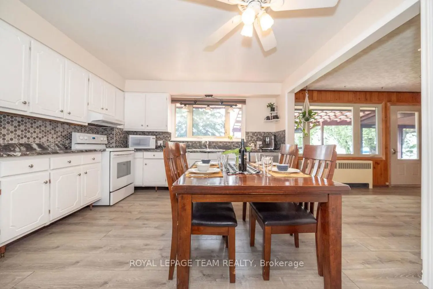 Additional image 4 of 42165 Combermere Road