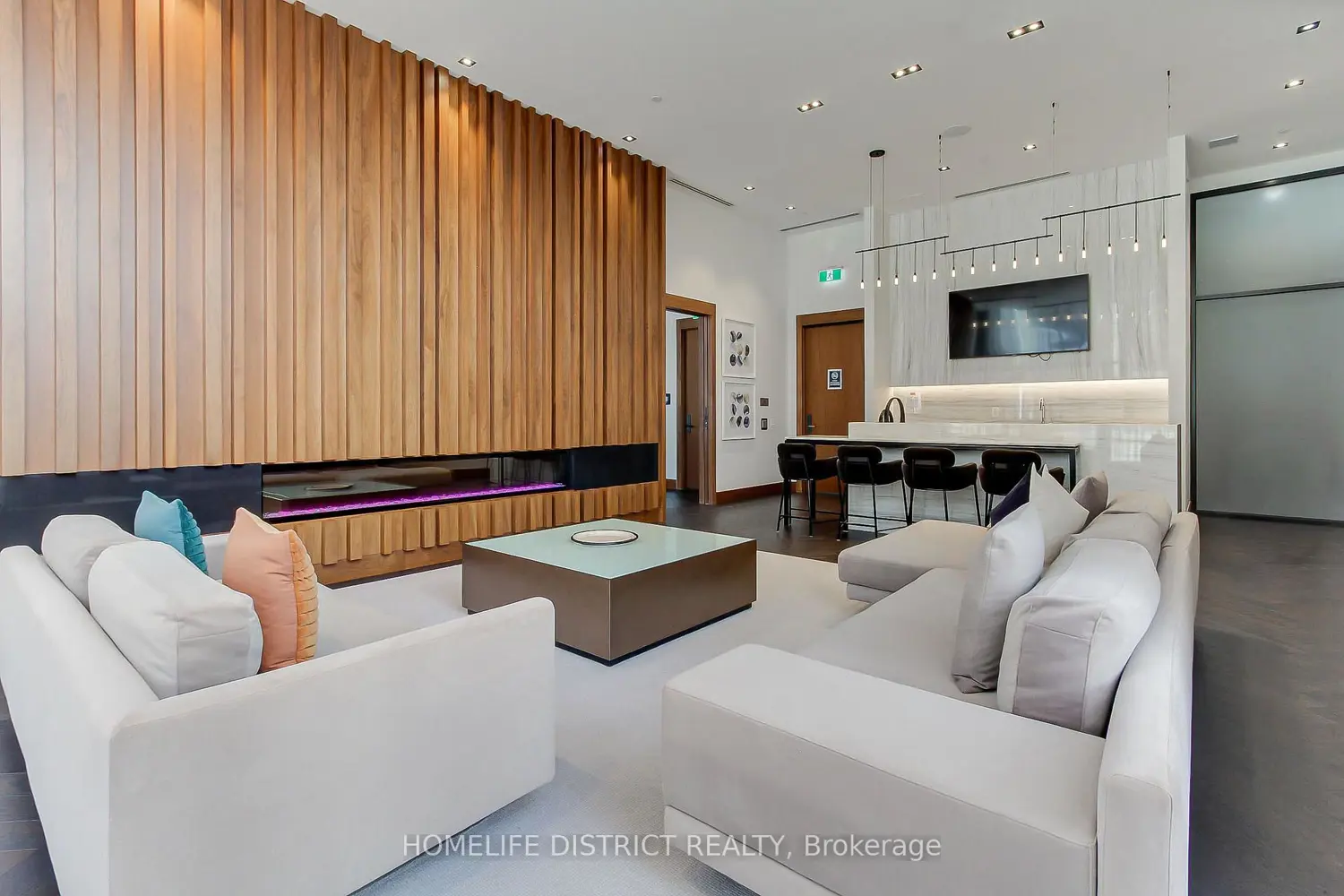 Additional image 17 of 7895 Jane Street 717