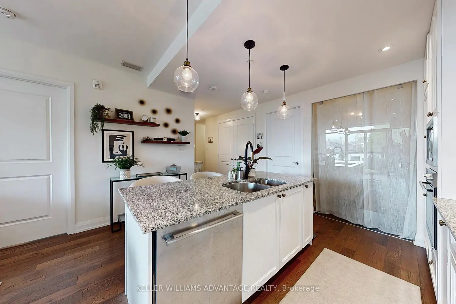 Additional image 10 of 200 Woodbine Avenue 308