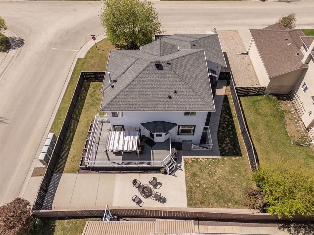 116 Cove Road, Chestermere, AB, T1X 1E4 photo 2