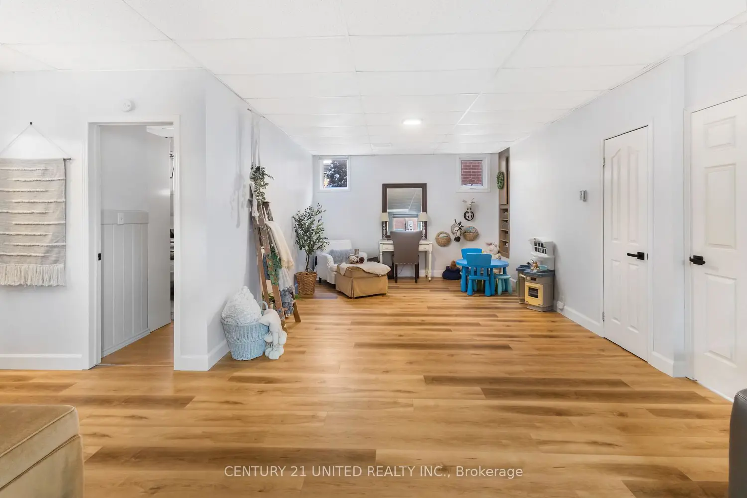 Additional image 13 of 1455 Glenforest Crescent