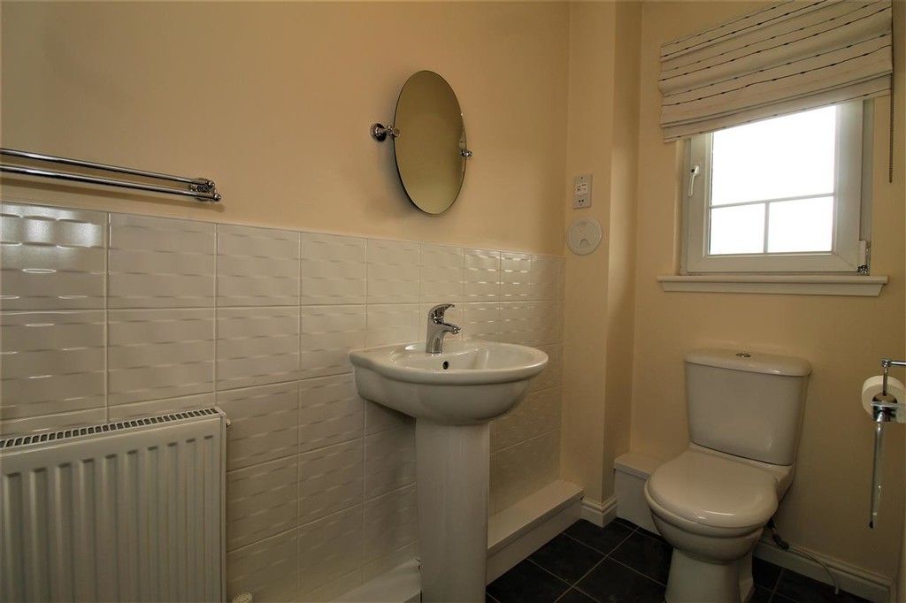 Additional image 7 of 3 bed flat to rentMccormack Place, Kinnaird Village, Larbert FK5
