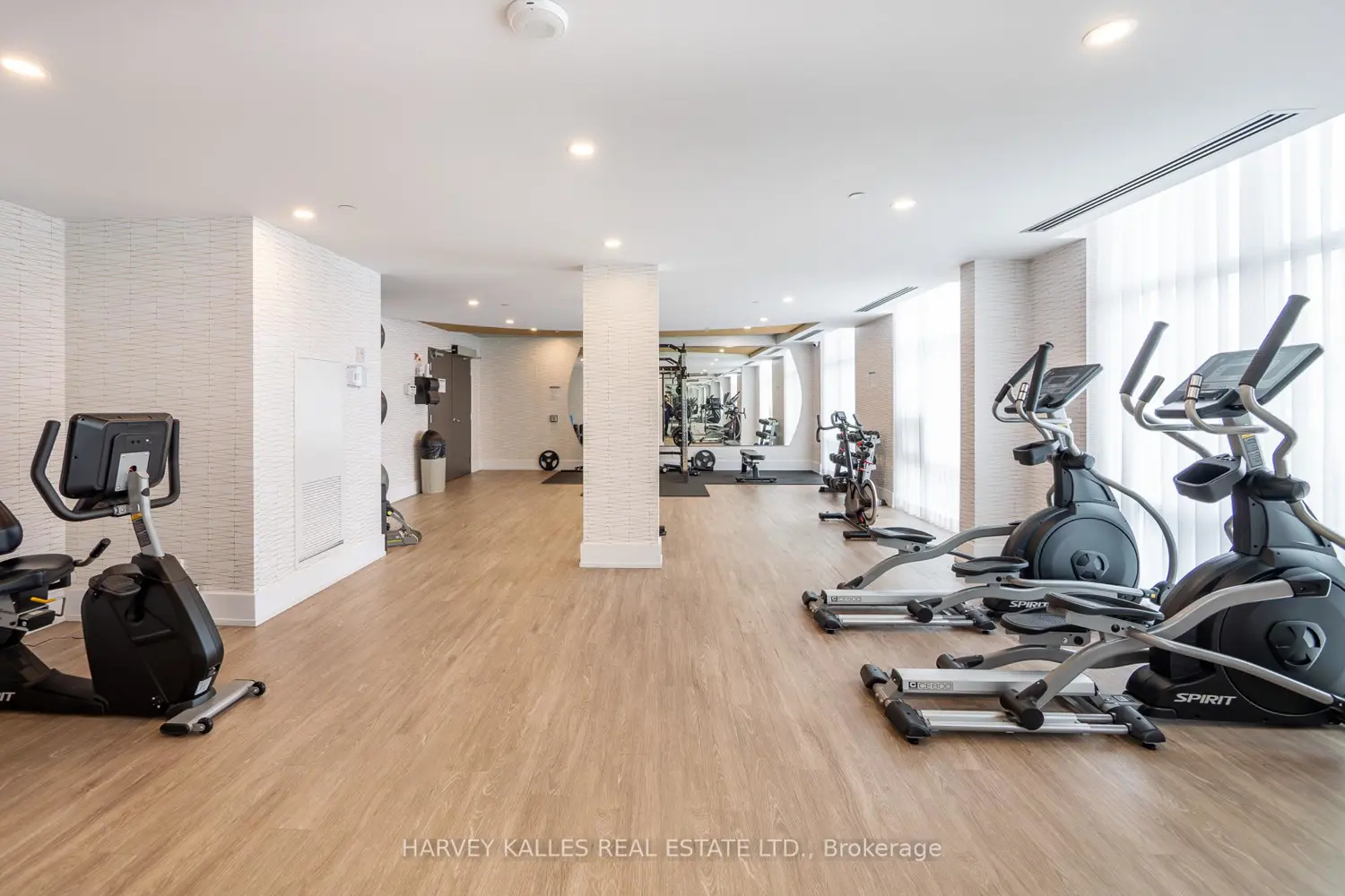 Additional image 8 of 460 Dundas Street 431