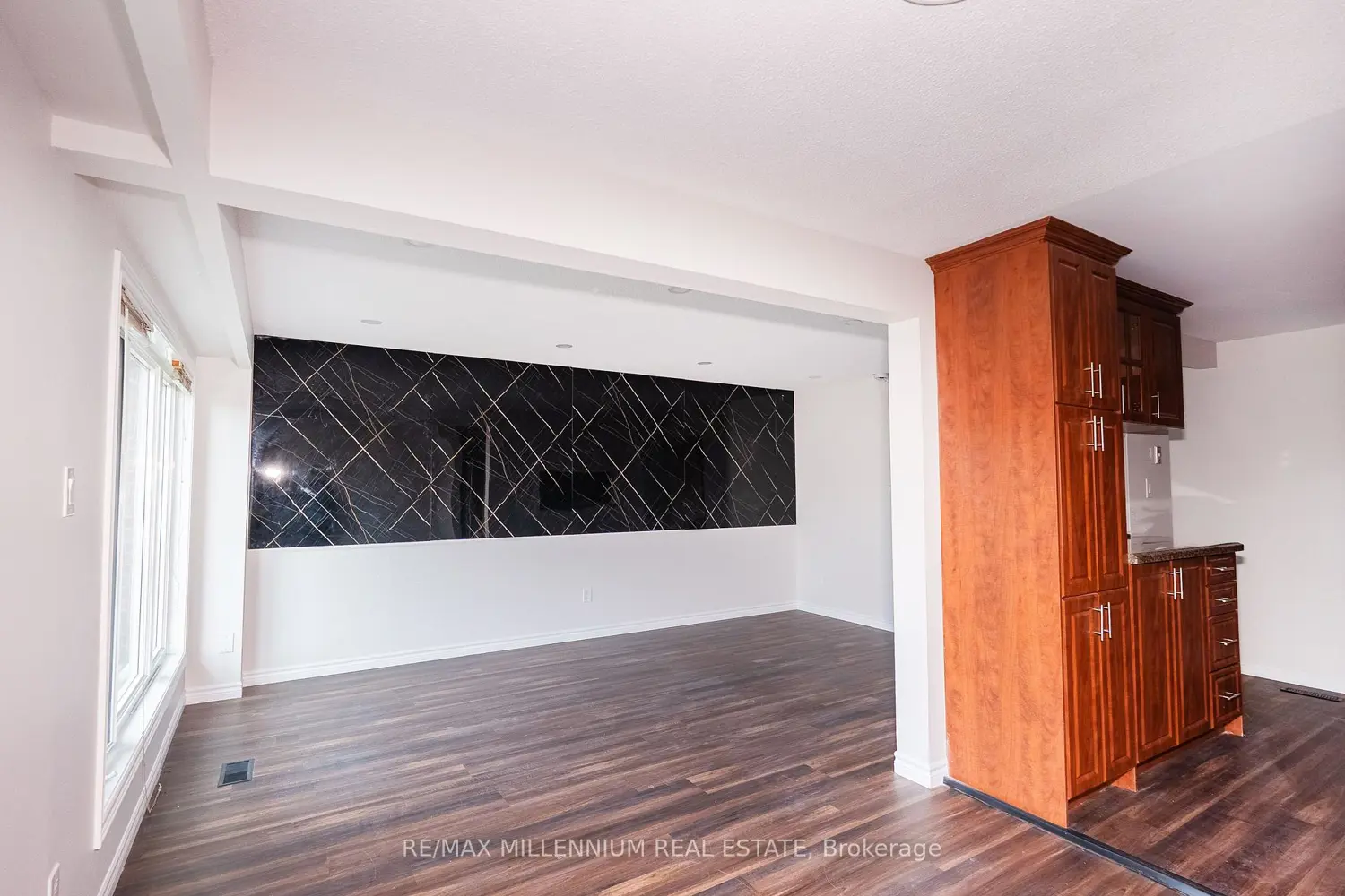 Additional image 6 of 87 Carisbrooke Court 87