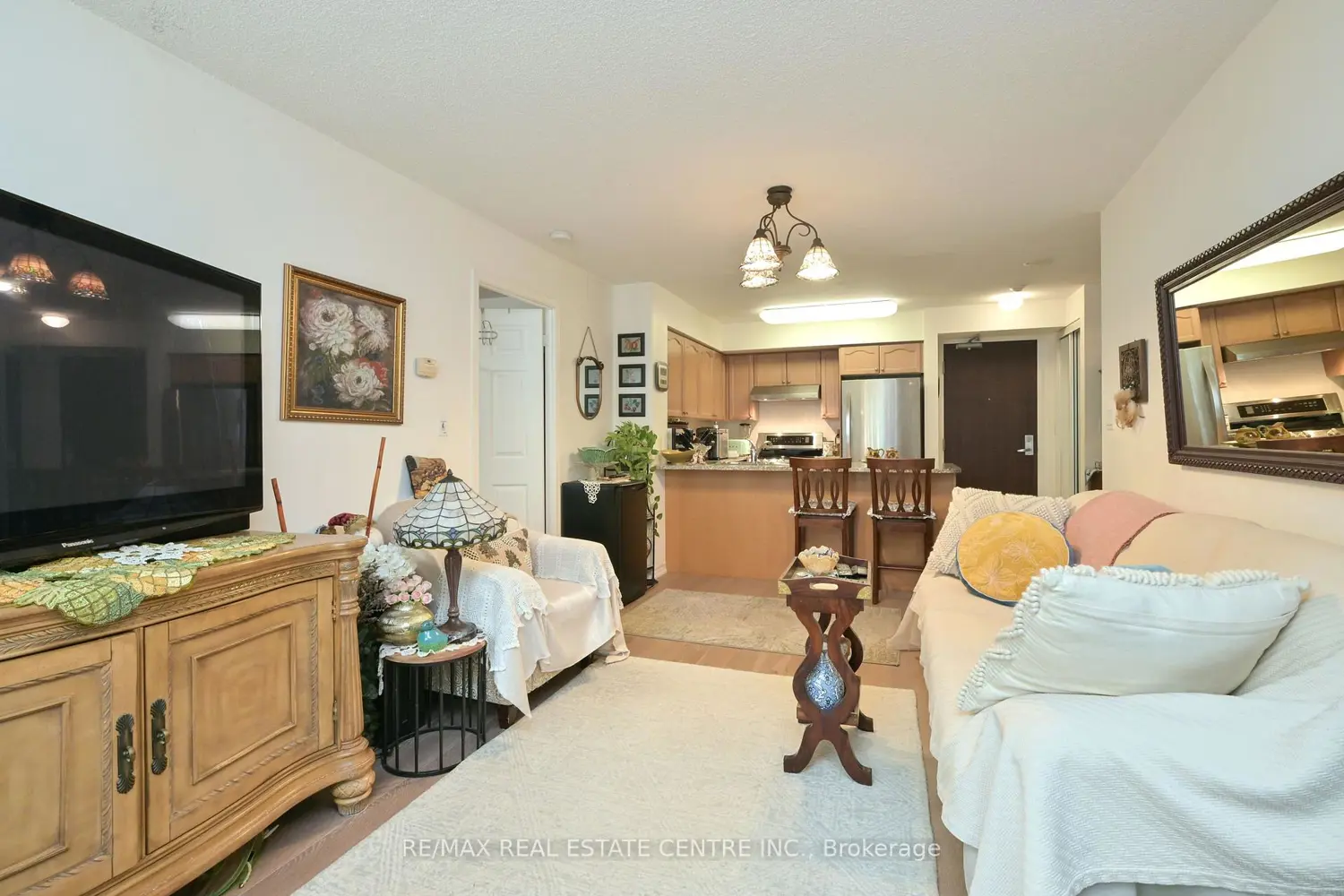 Additional image 7 of 335 Rathburn Road 1108