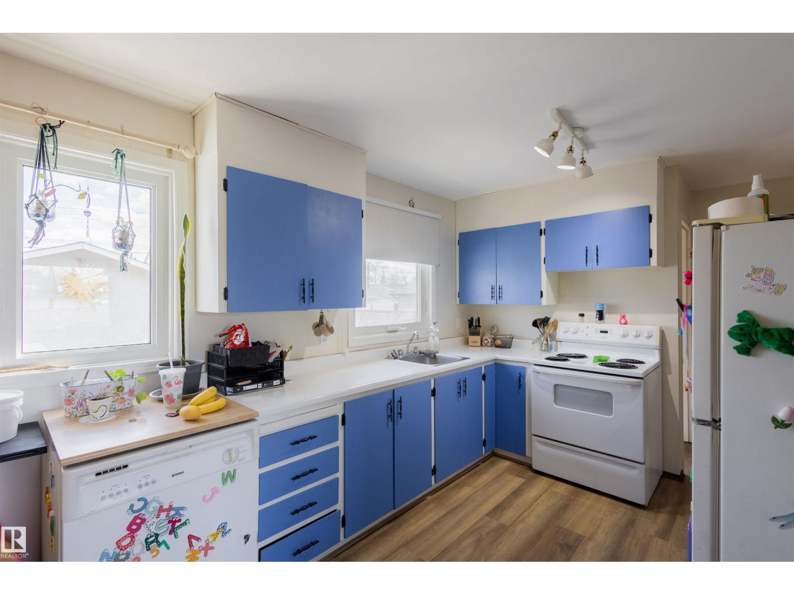 Additional image 5 of 5931 138 Avenue NW, Edmonton, AB, T5A1E4