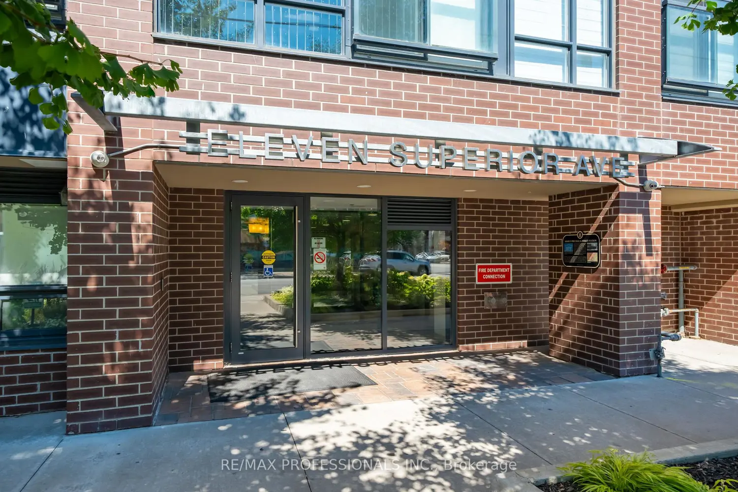 11 Superior Avenue 811
