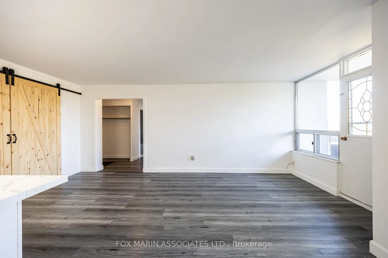 Additional image 6 of 20 Edgecliff Golfway 312