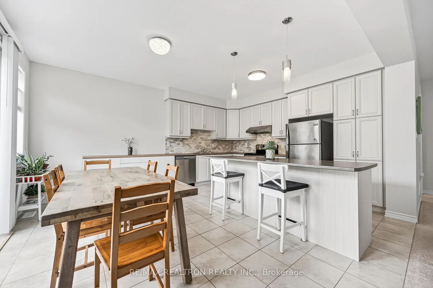Additional image 4 of 81 Enford Crescent