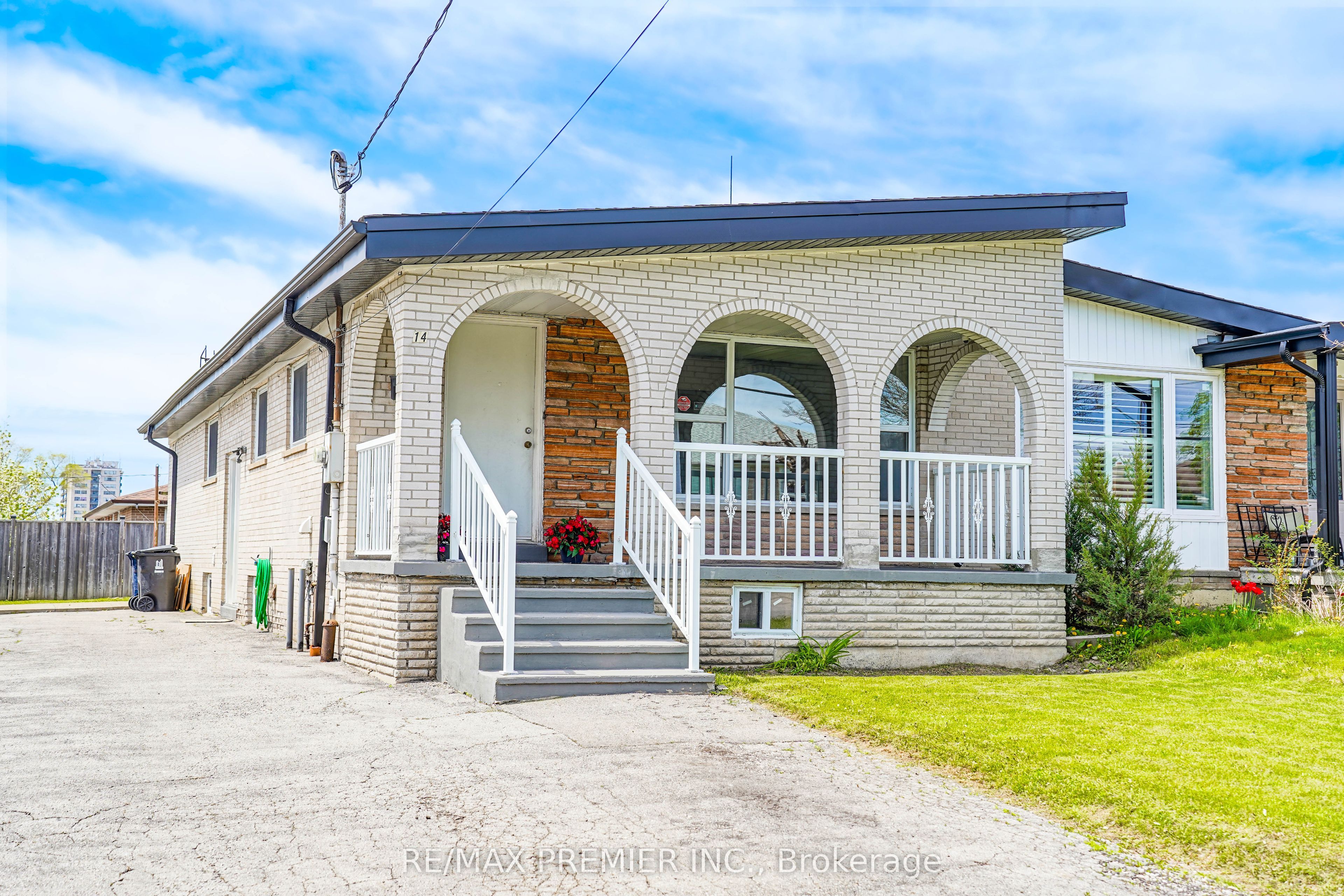 Additional image 4 of 14 Yatescastle Drive, Toronto, ON, M3L 2B8