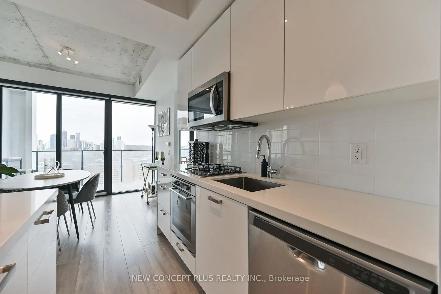Additional image 4 of 55 Ontario Street 2301