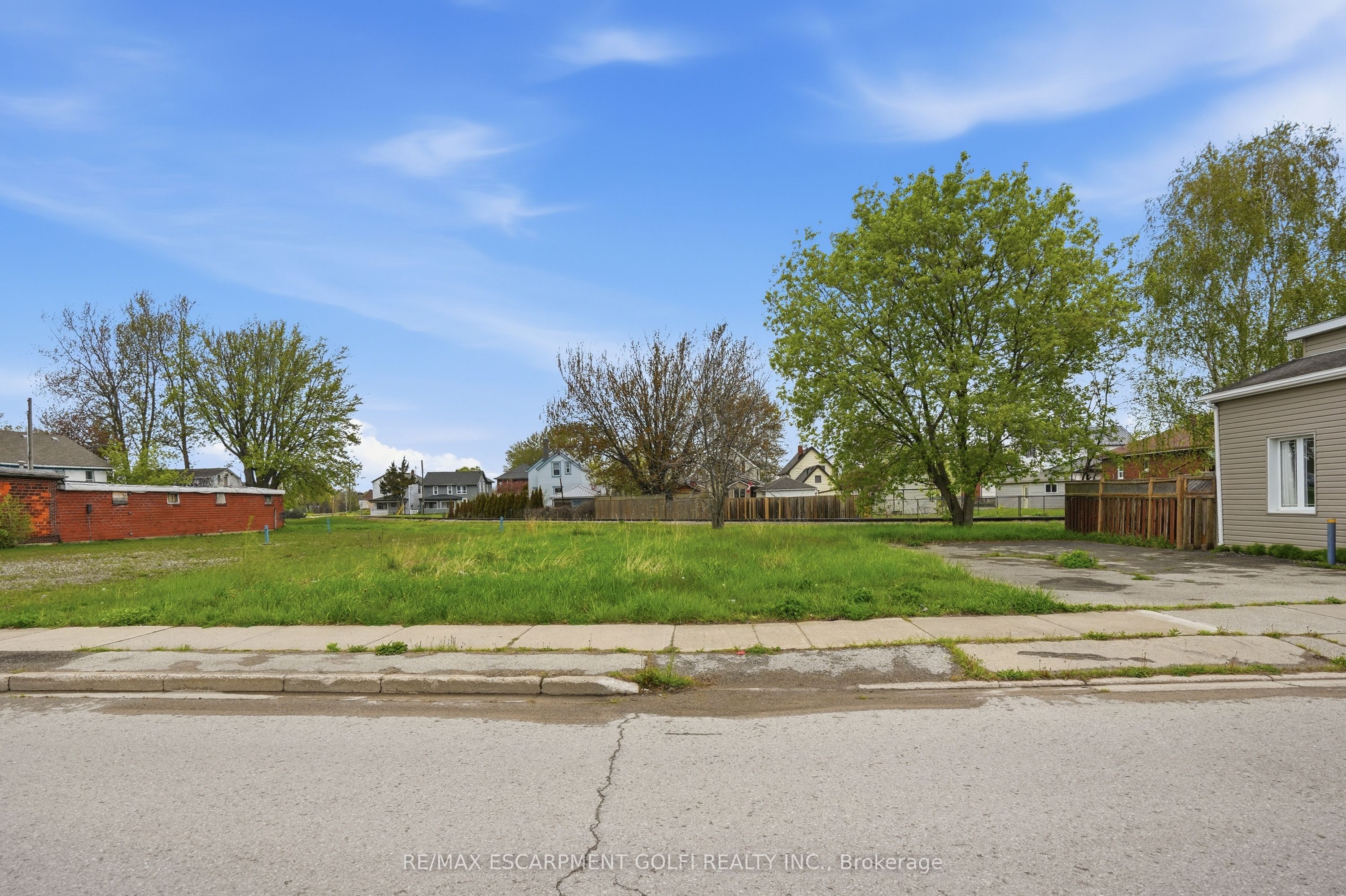 96 Fraser Street, Port Colborne, ON, L3K 1E4