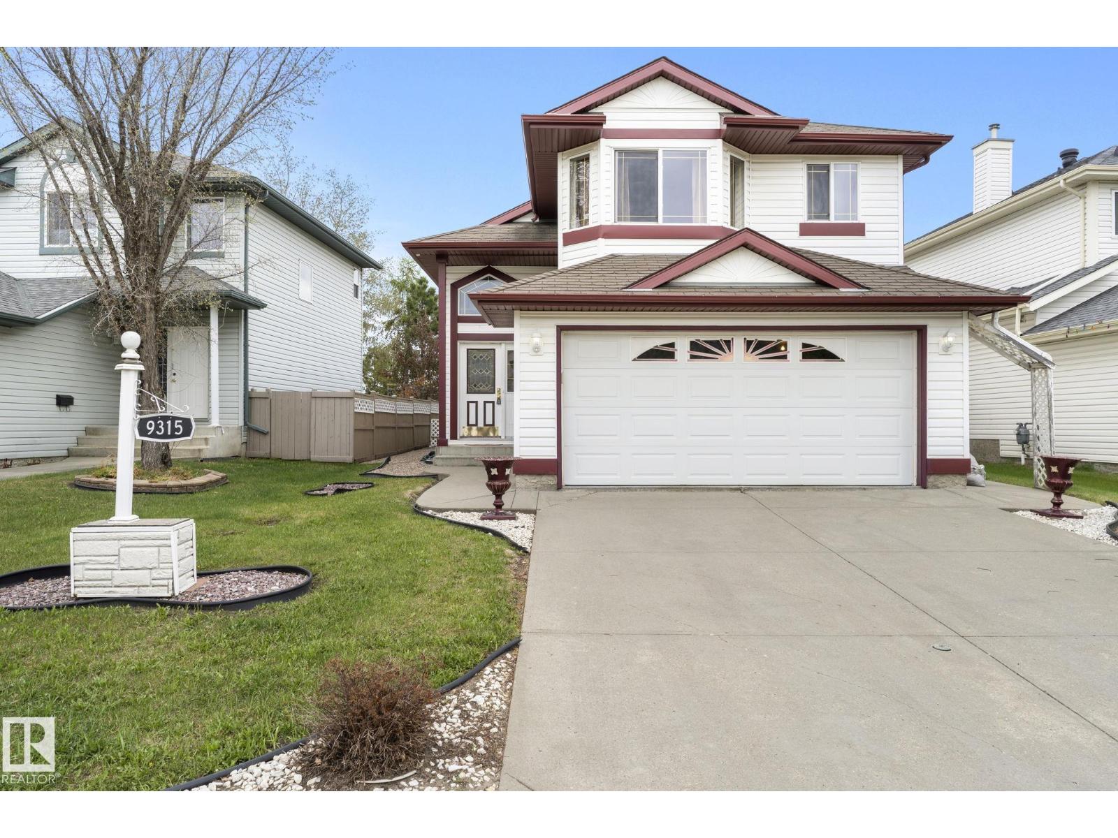 Additional image 2 of 9315 162 Avenue NW, Edmonton, AB, T5Z3N2