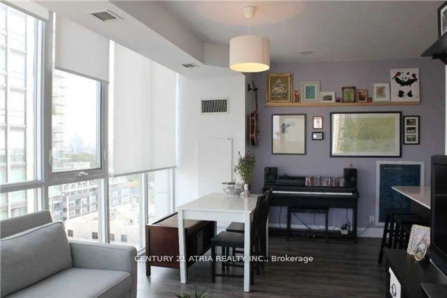 Additional image 3 of 530 St Clair Avenue 1004
