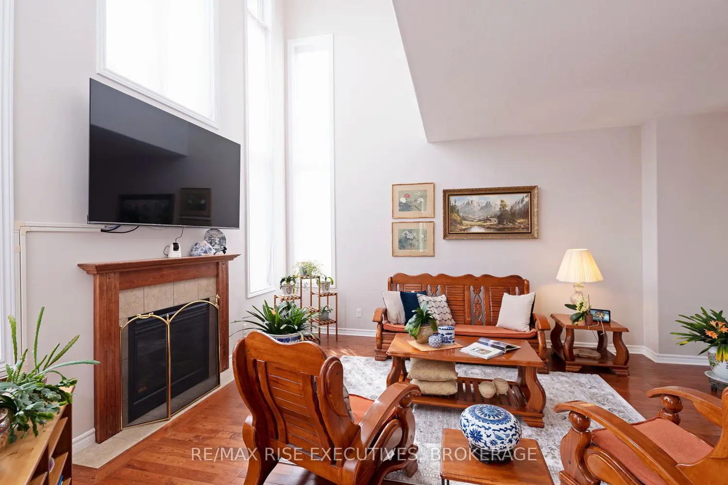 Additional image 9 of 1405 Crossfield Avenue