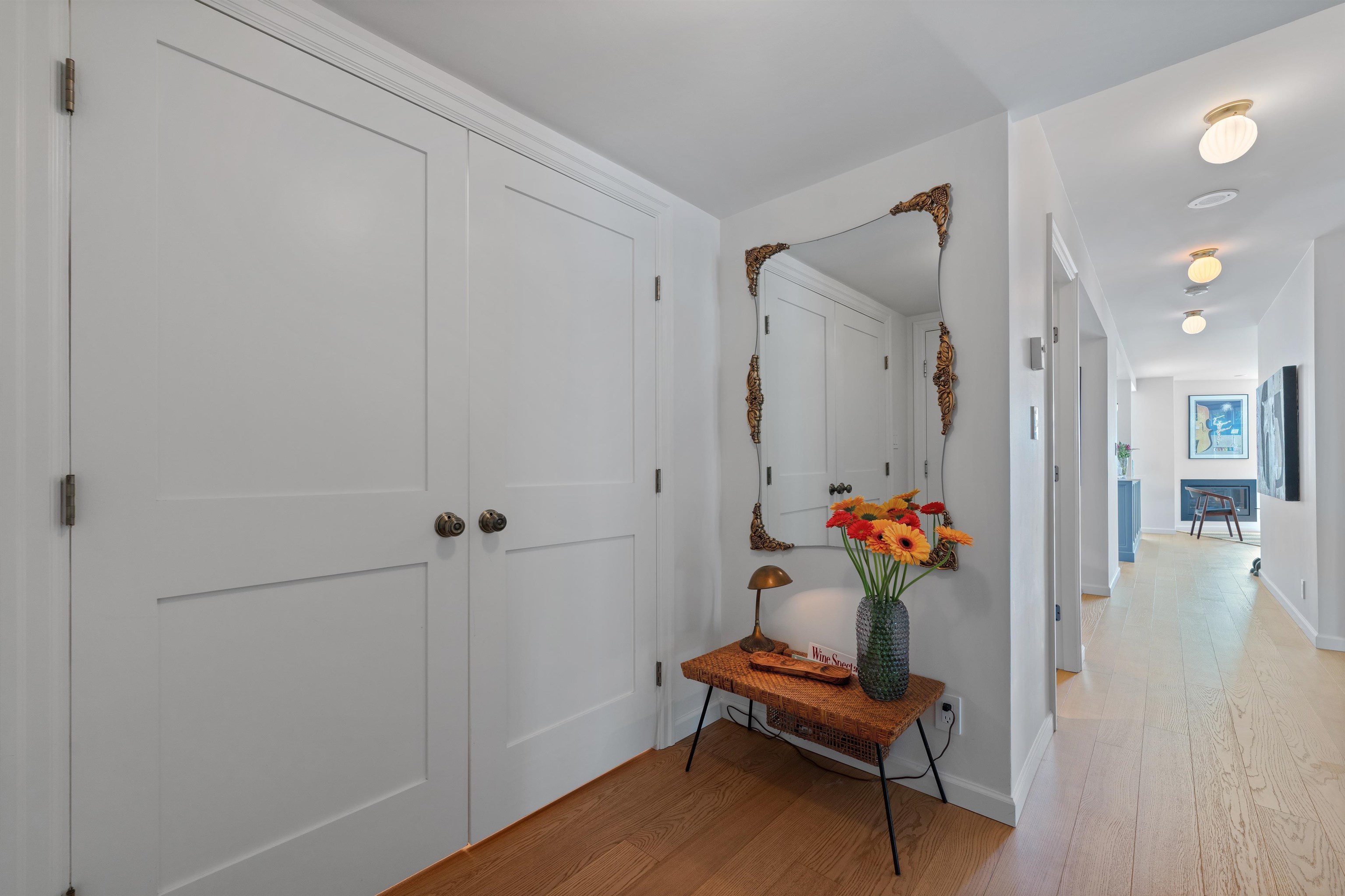 Additional image 4 of 501-1199 Marinaside Crescent, Vancouver, BC, V6Z 2Y2