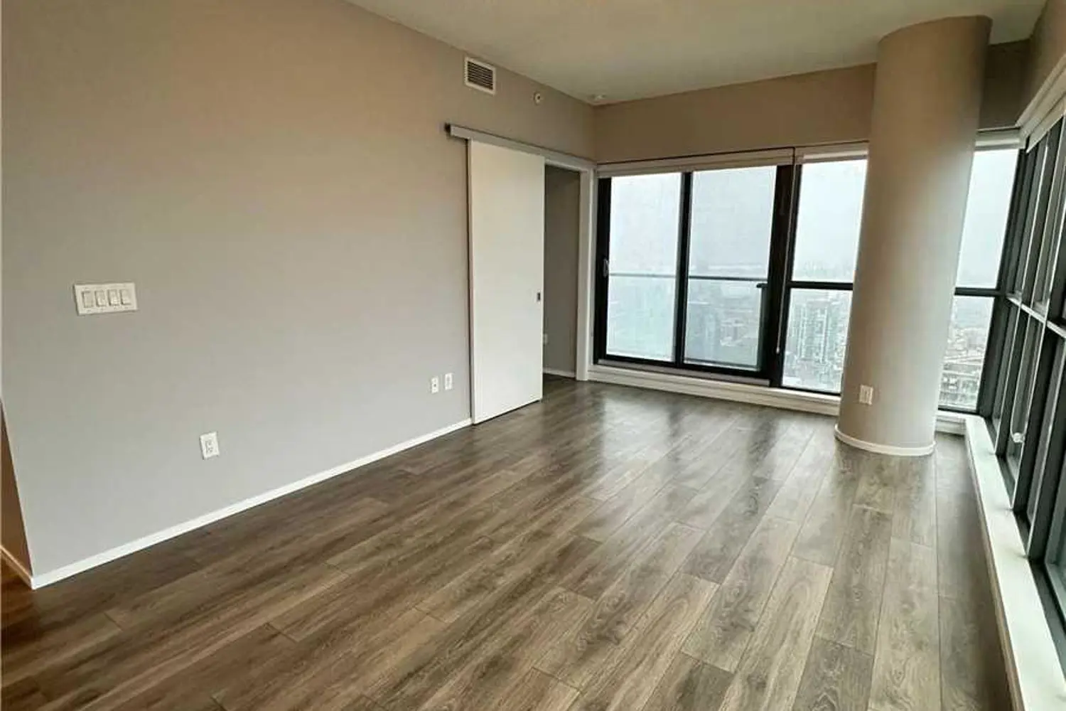 Additional image 11 of 159 Dundas Street 4201