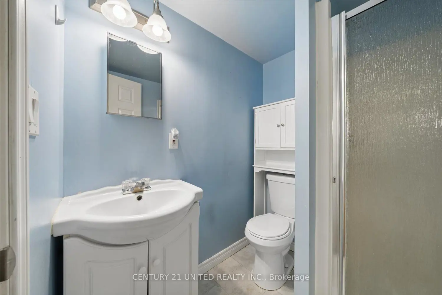 Additional image 11 of 679 Bellaire Street