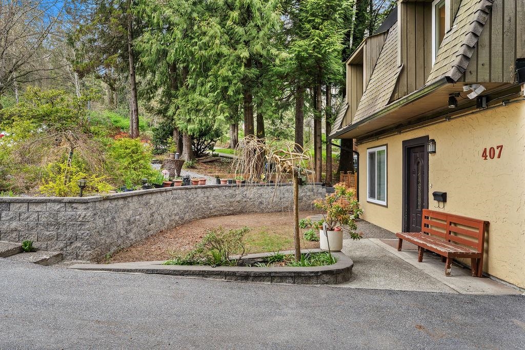 407 Dartmoor Drive, Coquitlam, BC, V3K 5V3