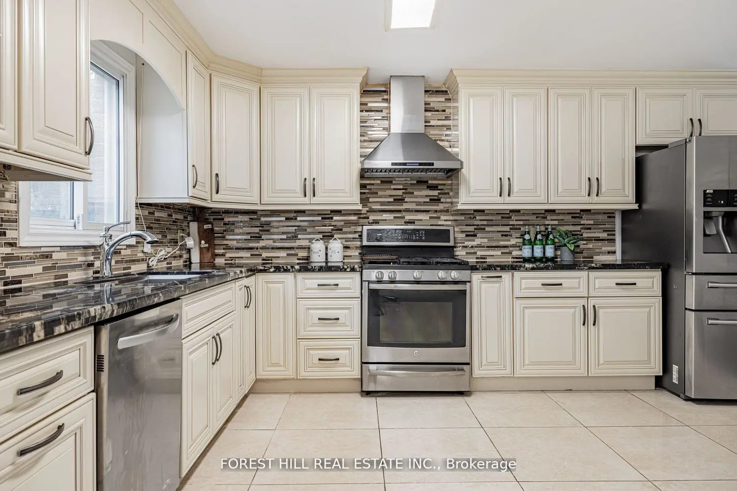 Additional image 12 of 51 Briggs Avenue