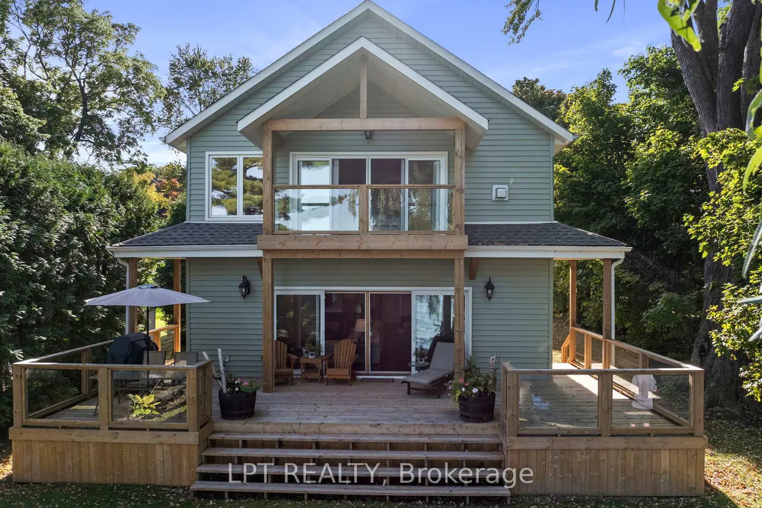 21 Pinery Lane photo 5