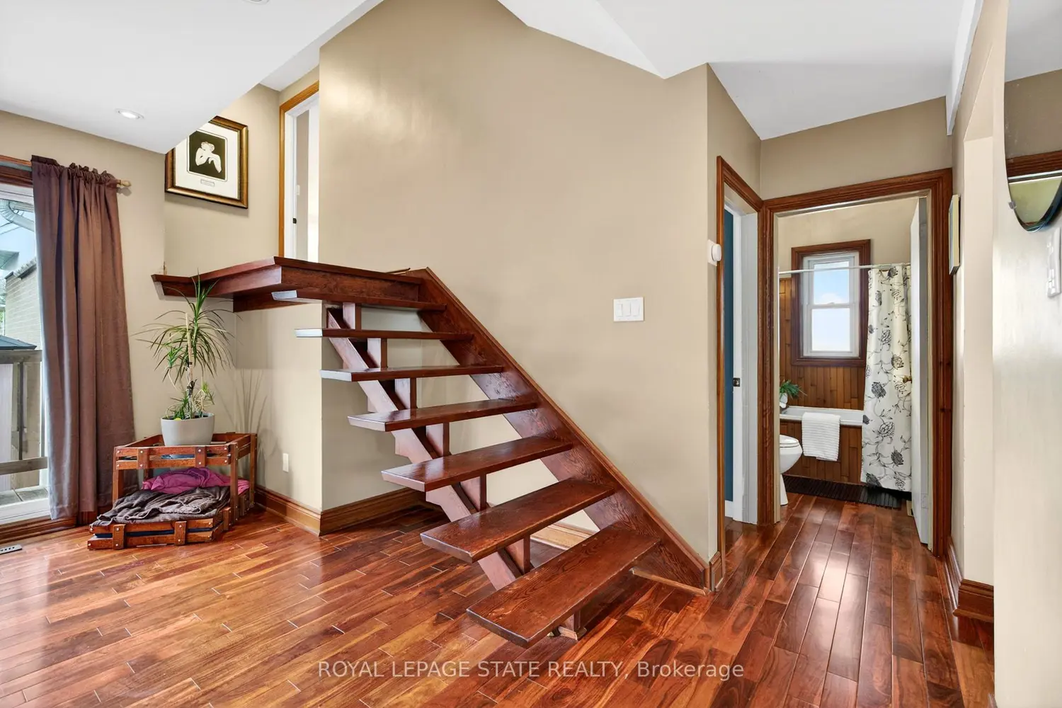 Additional image 11 of 380 East 37Th Street