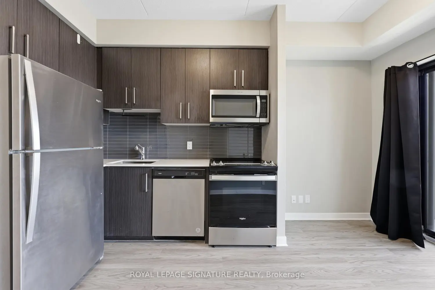Additional image 14 of 15 Queen Street 1103