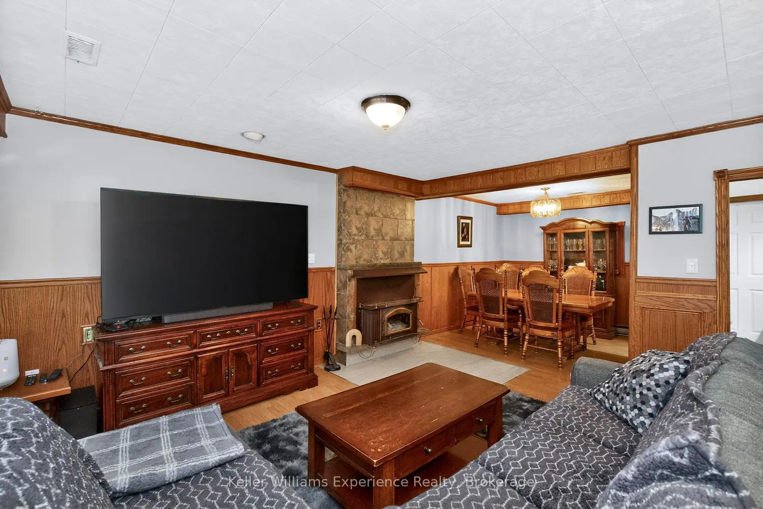 Additional image 8 of 1031 Ferrier Avenue