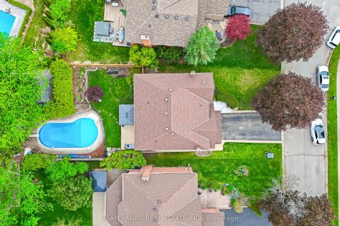 Additional image 8 of 20 Hacienda Court, Brampton, ON, L6Z 3J1