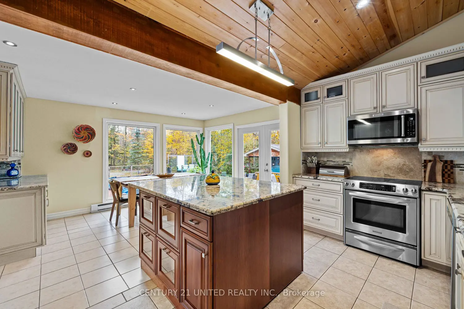 Additional image 4 of 25 Sugarbush Boulevard