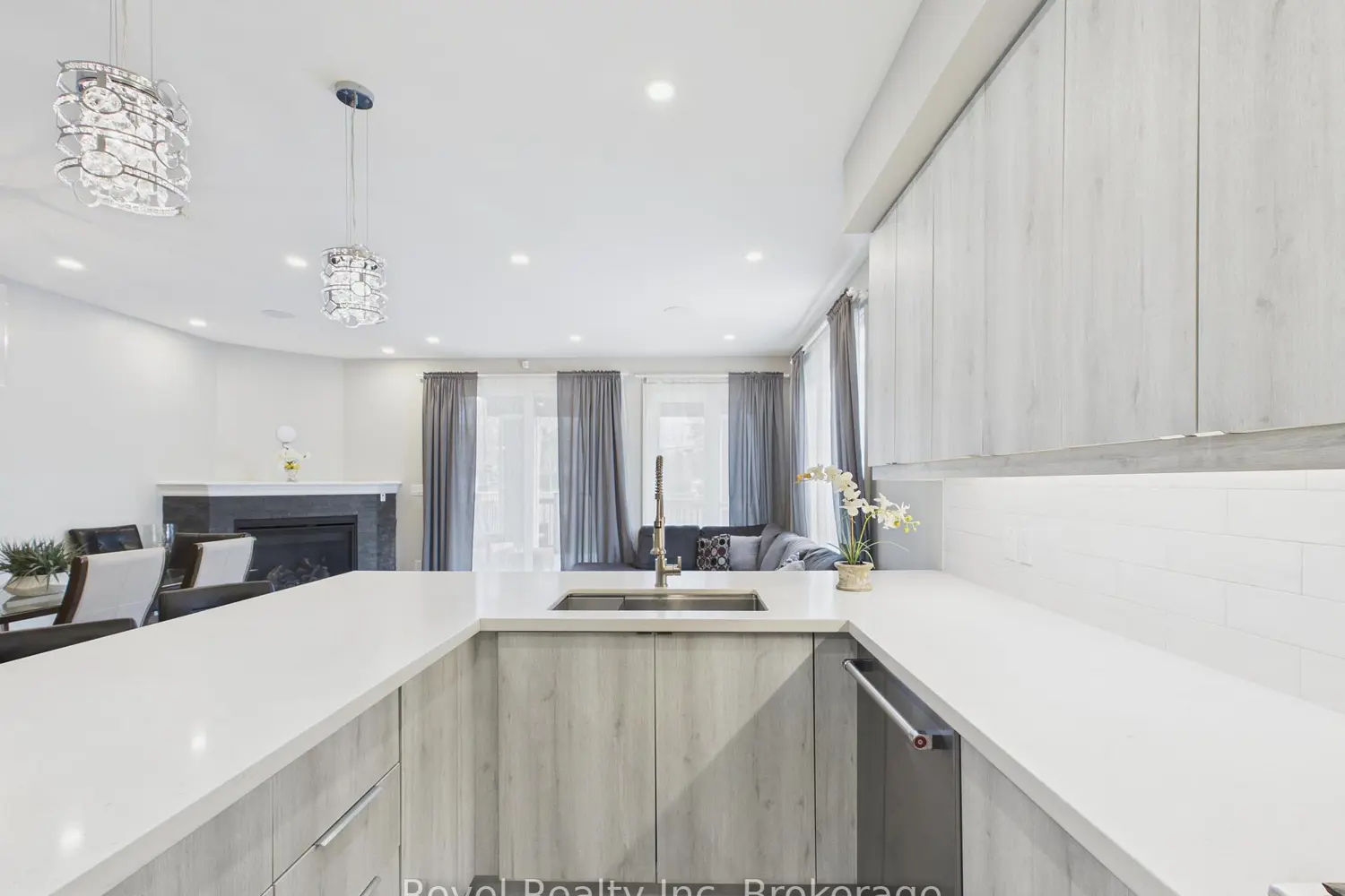 Additional image 8 of 181 Anglo Street