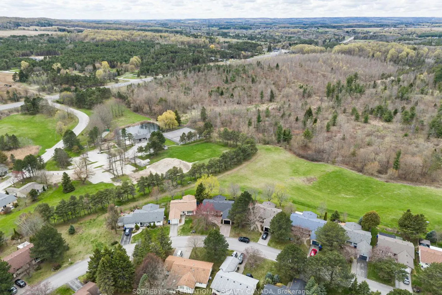 Additional image 19 of 101 Tecumseth Pines Drive