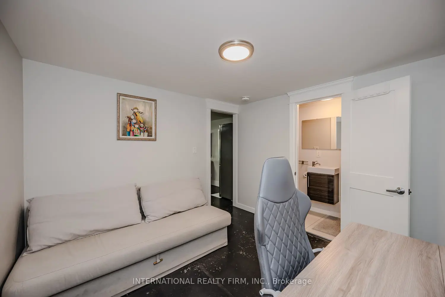 Additional image 15 of 76 Thirty Fifth Street