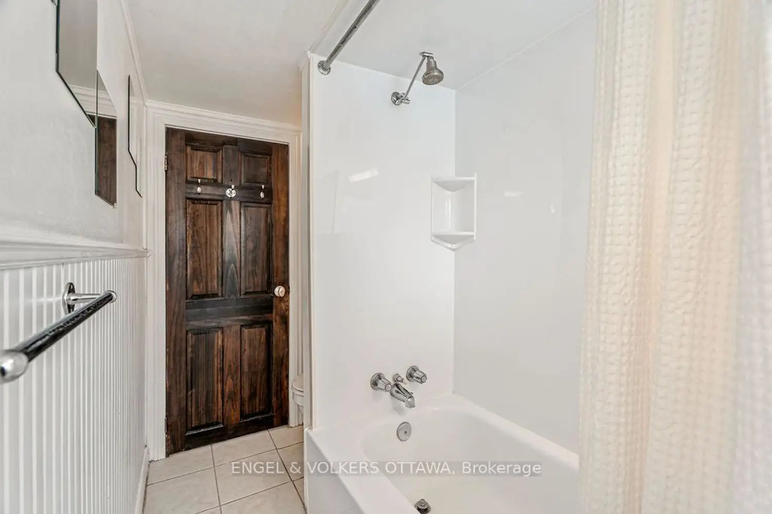 Additional image 16 of 477 Booth Street
