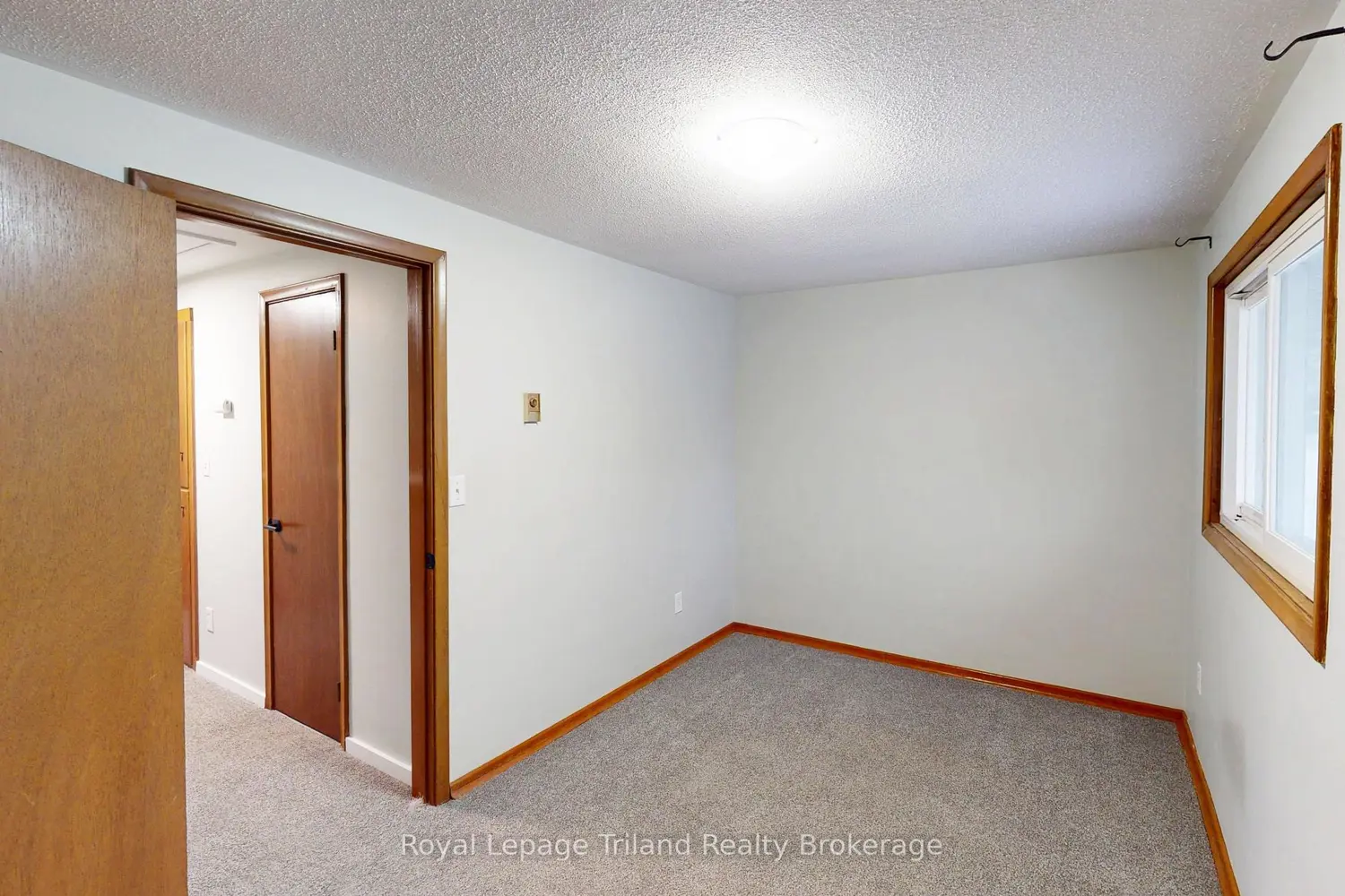 Additional image 9 of 653 Northdale Drive