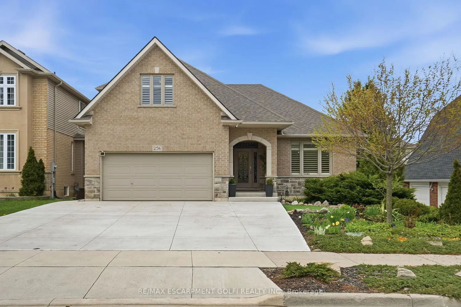 256 Highland Road