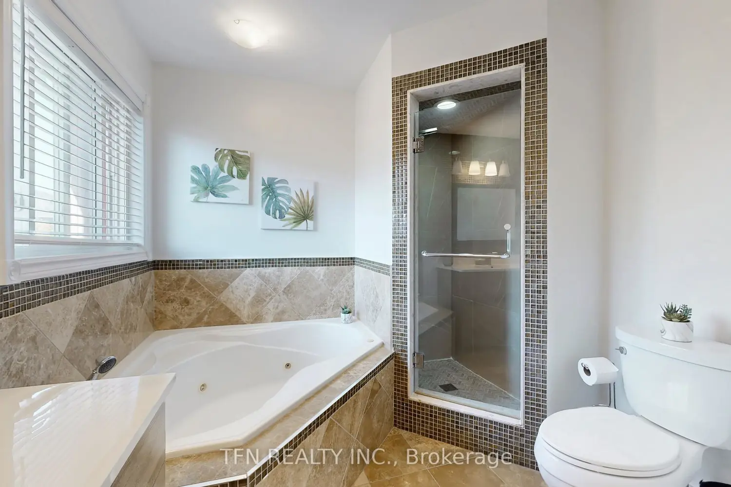 Additional image 11 of 24 Lucerne Drive