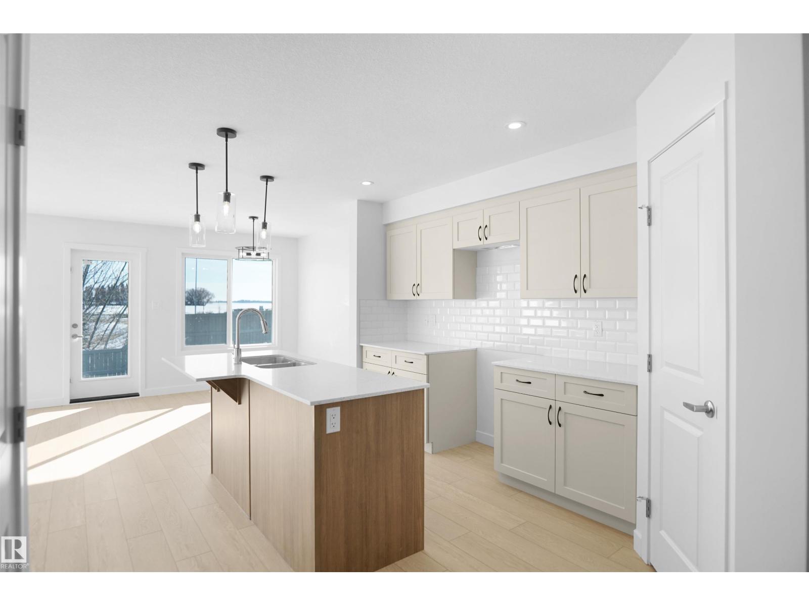 Additional image 4 of 8891 Carson Way SW, Edmonton, AB, T6W5H8