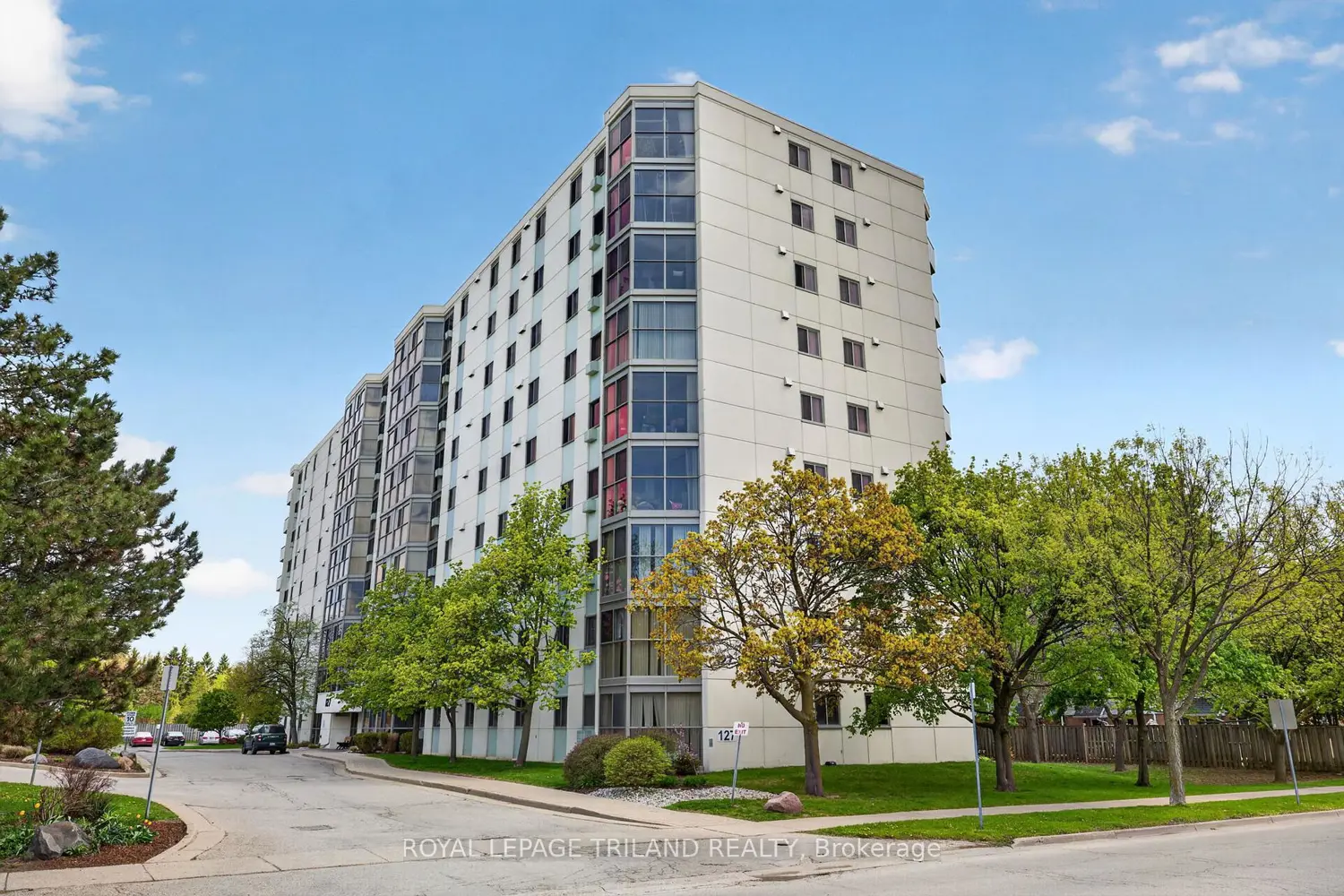 127 Belmont Drive 810
